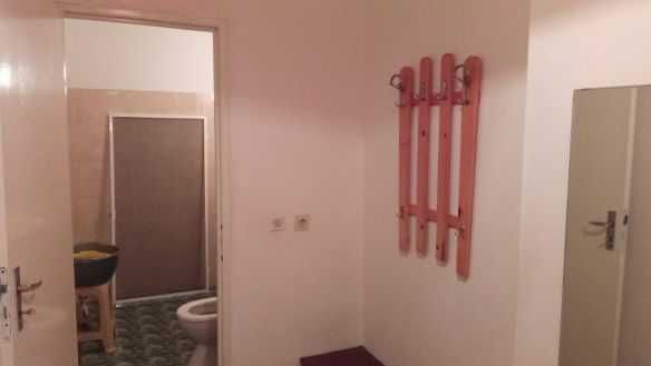 Дава се под наем Едностаен апартамент в София, Зона Б-18 - 58 кв.м за 323.85 € - Снимка #2