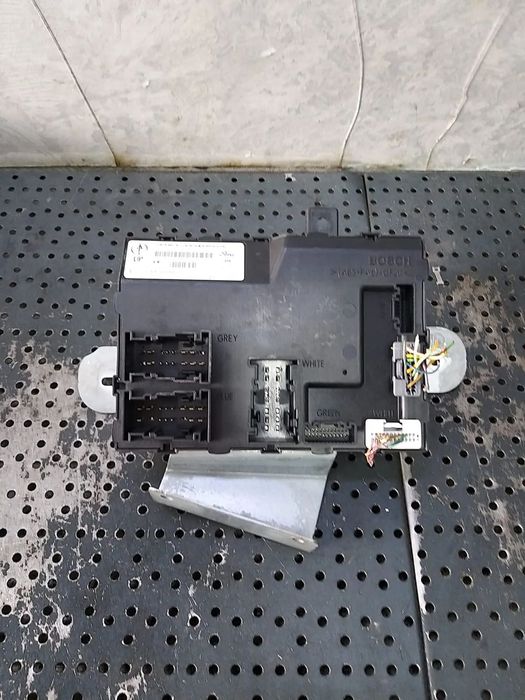 Modul calculator confort ford fiesta 6 cb1 ccn 8v5115k600cf f005v00545