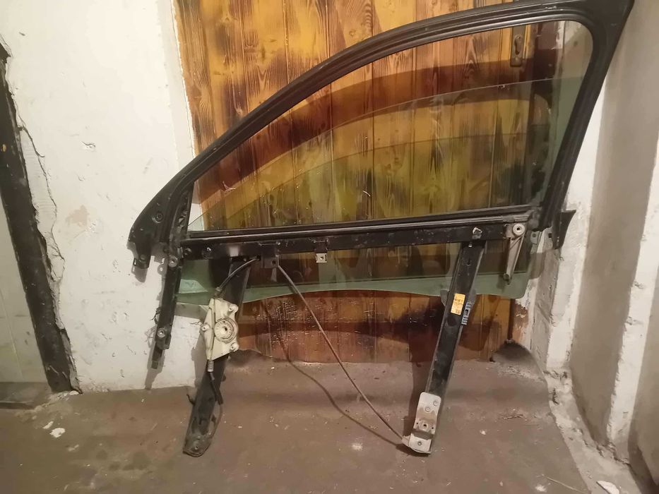 Стъклоповдигачи, Брави, и Хидравлична Помпа! Ауди А4 Б6