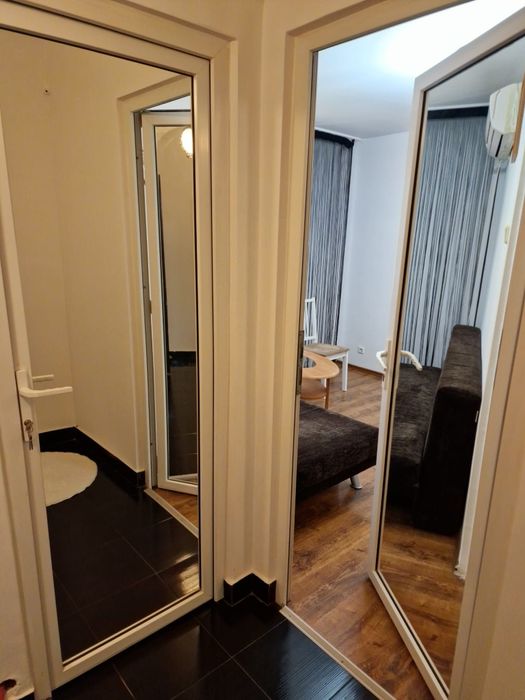 Vand apartament 2 camere central.