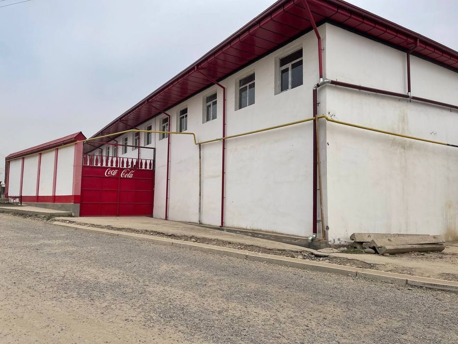 Продается в назарбеке 47 соток земли база склад производство  совсеми