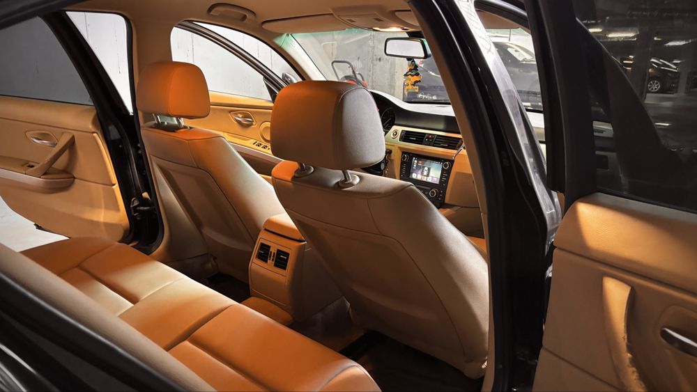 BMW 3 Series 2010 — imagine 3