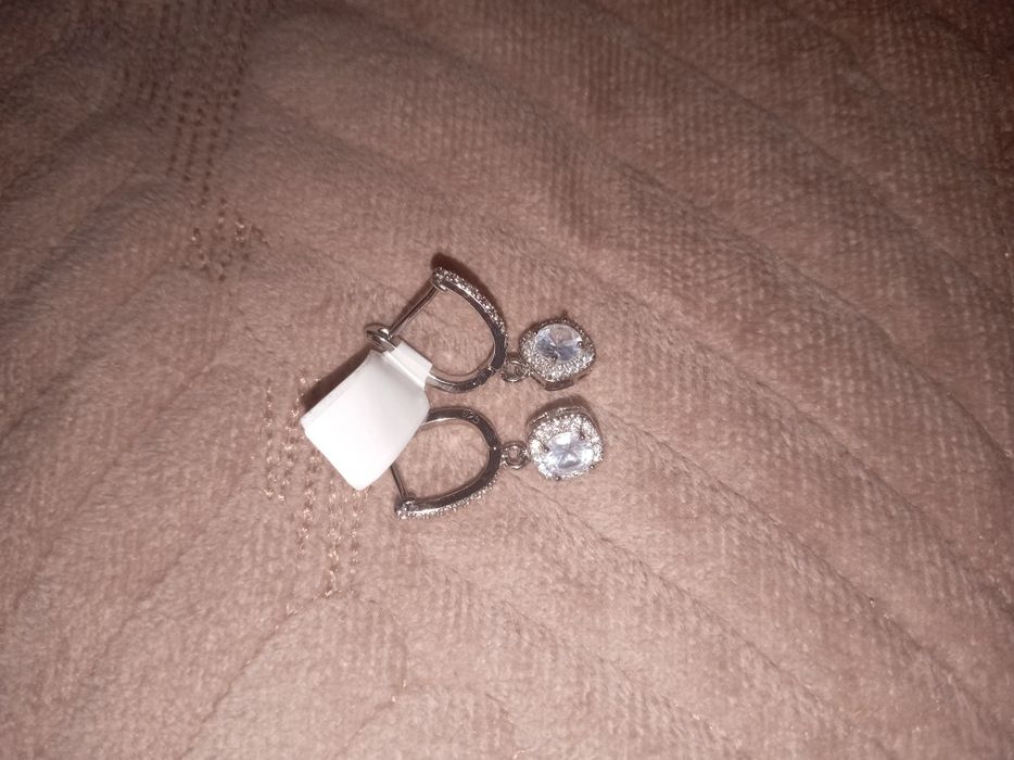 Серебряные серёжки очень классные