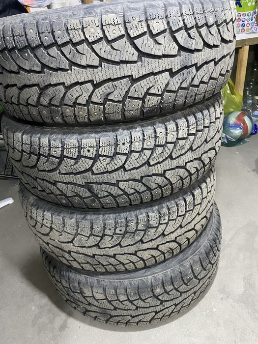 Продам шины r17 225/60
