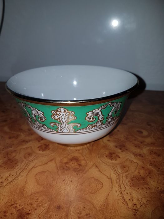 Продаются тарелки