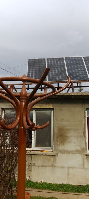 Закачалка ретро боядисана с боя добро състояние