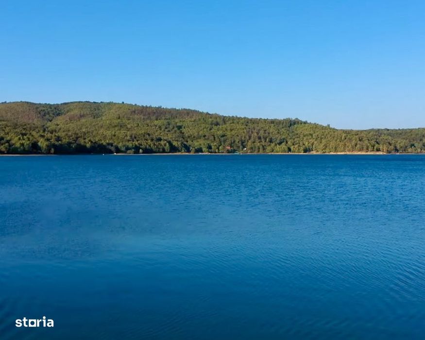 Teren de constructie - prima linie de lacul Surduc - 0% COMISION