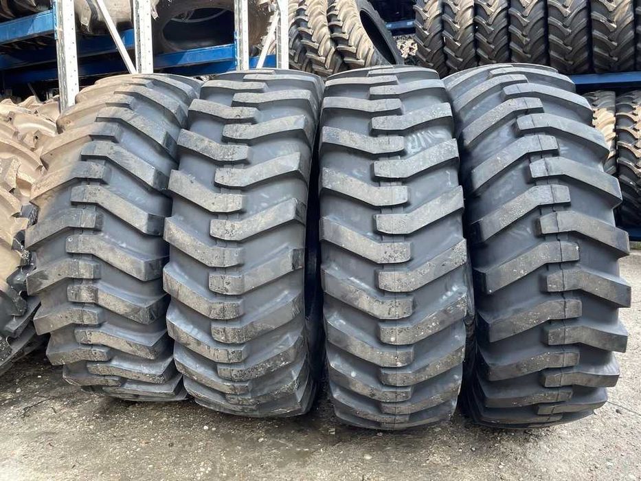 Anvelope industriale cu 20Pliuri Cauciucuri 20.5-25 de Caterpilar
