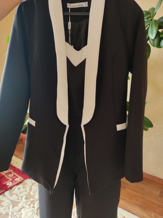 Комбинезон с пиджаком