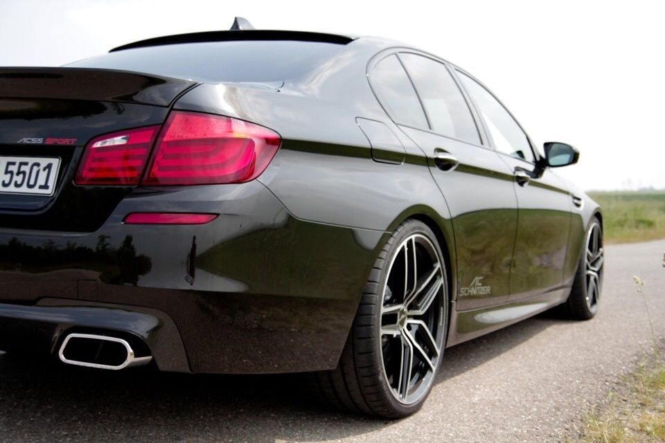 Спойлер БМВ Ф10 заден сенник BMW F10 М пакет броня заден лип 530 X 535