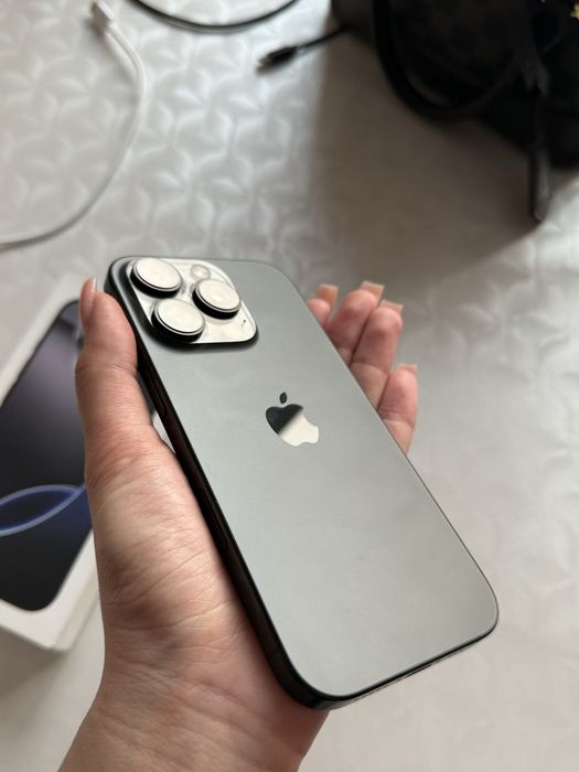 Айфон 16 про идеал состояние