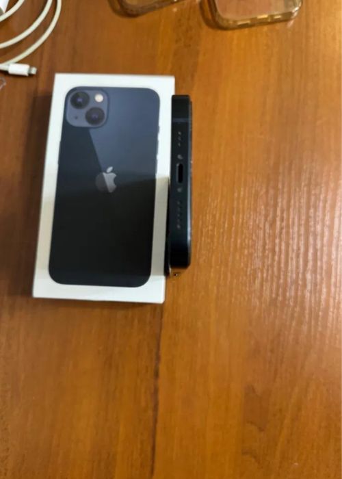 Срочно продам айфон 13 128гб