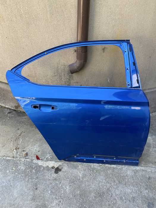 Usa portiera dreapta spate Skoda Superb 3 sedan berlina