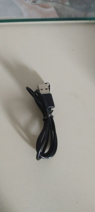 Продам новые часы.