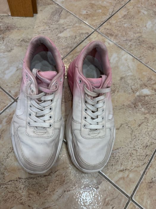 Продавам Дамски Маратонки  REPLAY номер 39