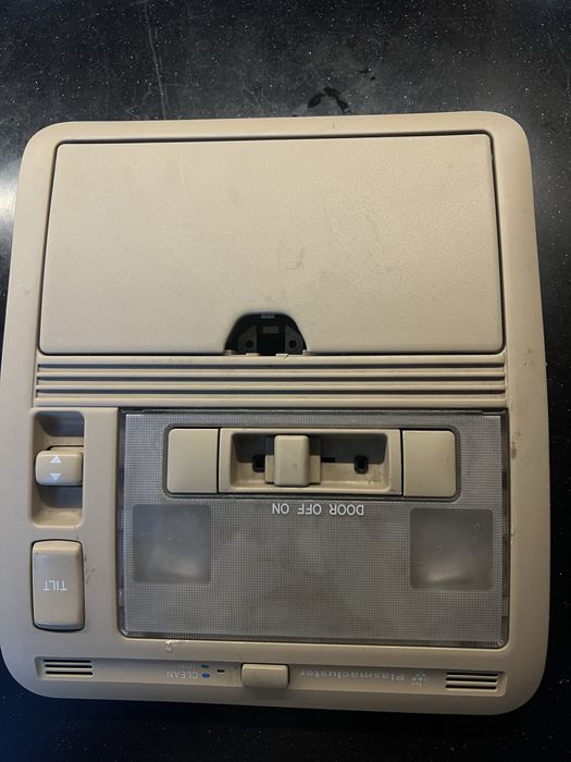 Центральный плафон,люстра Лексус, Тойота