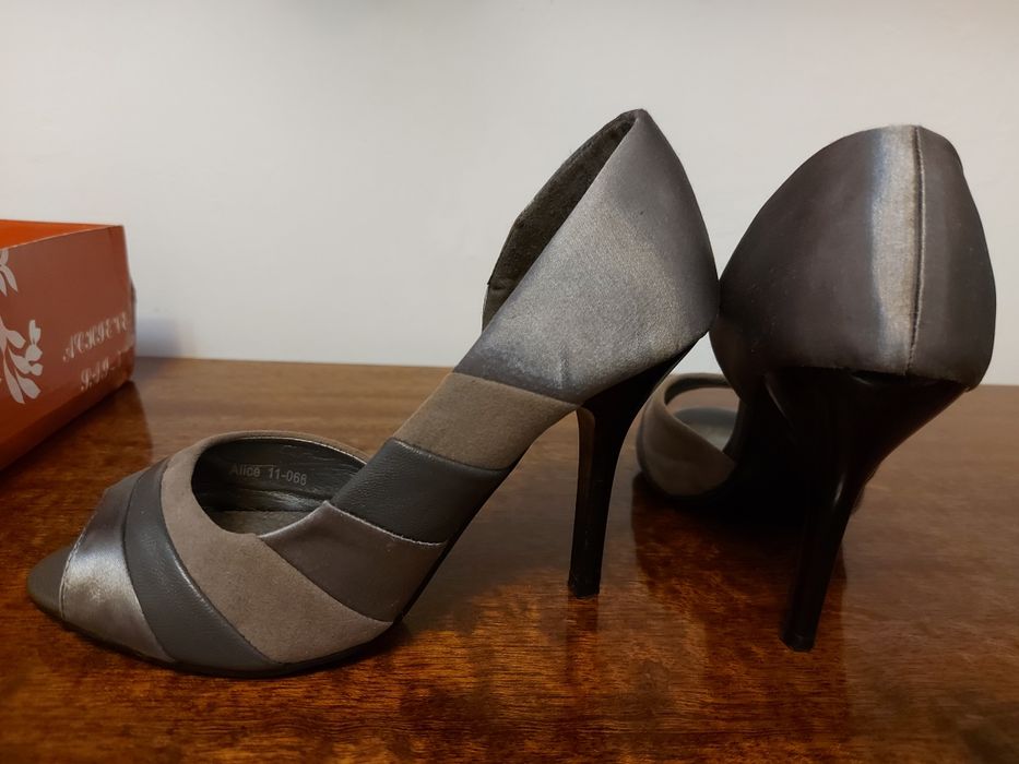 Нови! Дамски обувки Мегияс