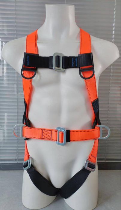 Ремень безопасности парашютного типа  с веревка карабином