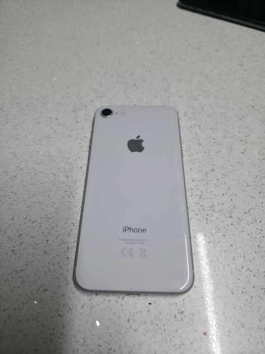 Iphone 8, 64 giga