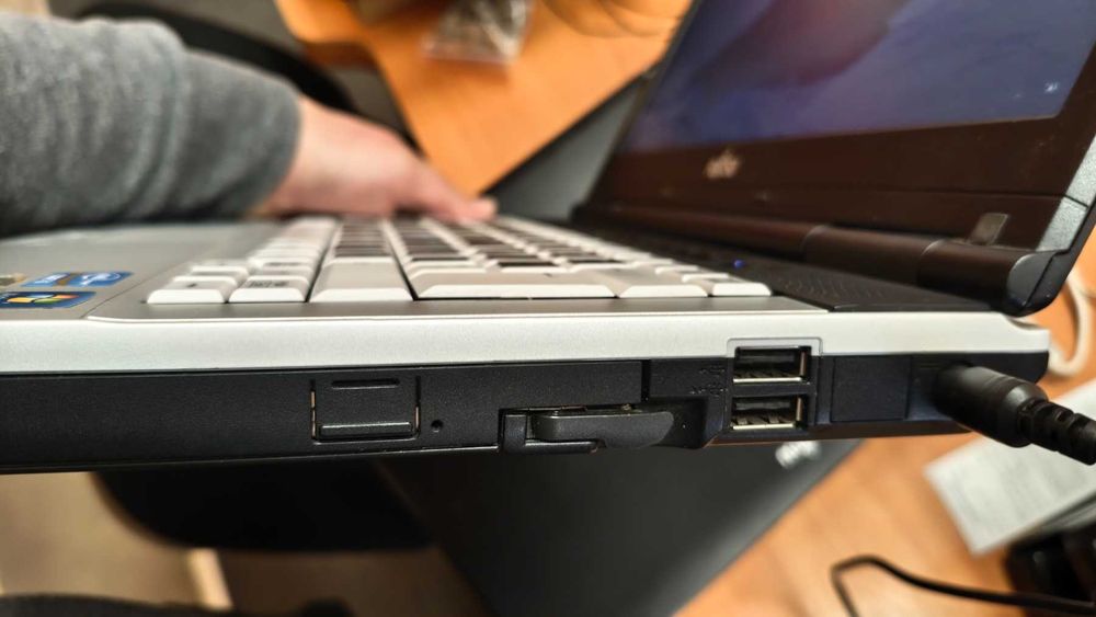 ЛАПТОП Fujitsu LIFEBOOK S751, i5, 256 SSD, IPS