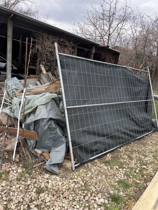 Строителна ограда - Порта