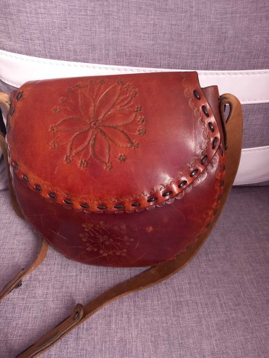 Уникална дамска чанта естествена кожа с закопчалка от рог