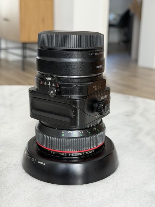 Obiectiv Canon ts-e 24mm f3.5 cu adaptor.