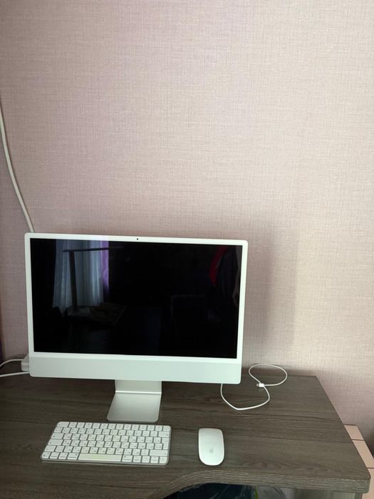 iMac 24” M1 (2021)