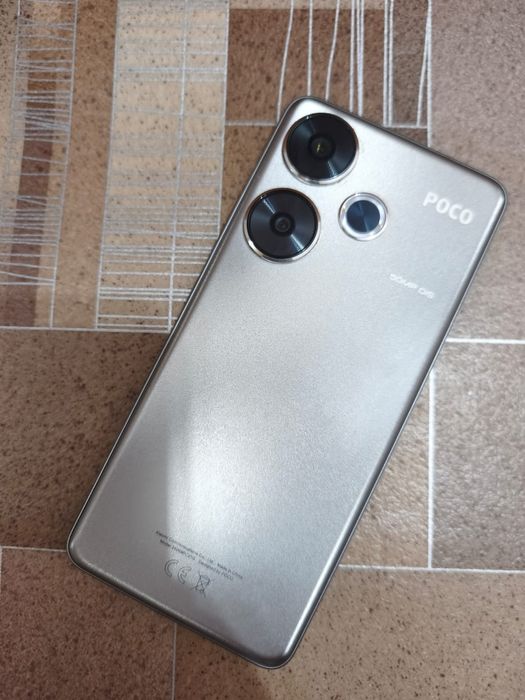 Poco f6 titanium  512/12
