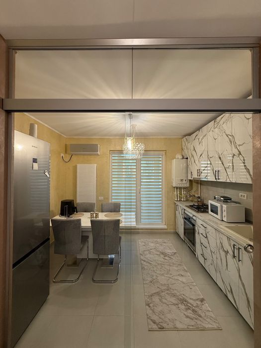 Ofer spre inchiriere studio cu 2 camere