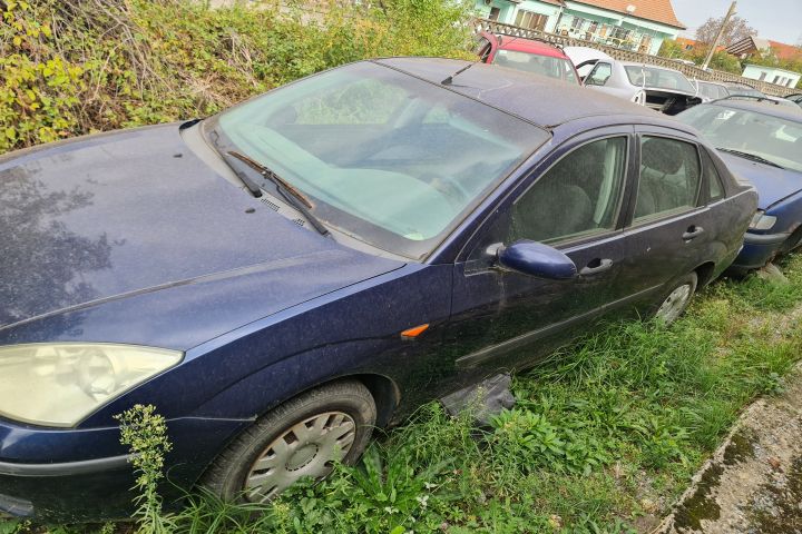 Oglinda stanga electrica E11015475 Ford Focus 2003 1.6 MT (101 hp)