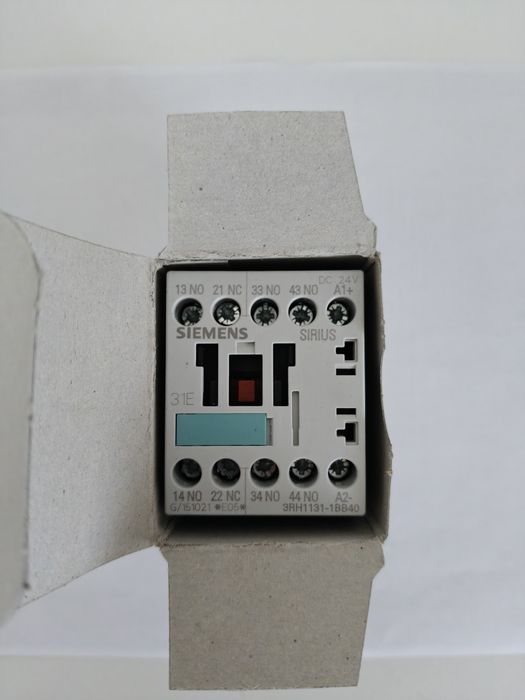 Releu contactor auxiliar Siemens 3RH1131-1BB40