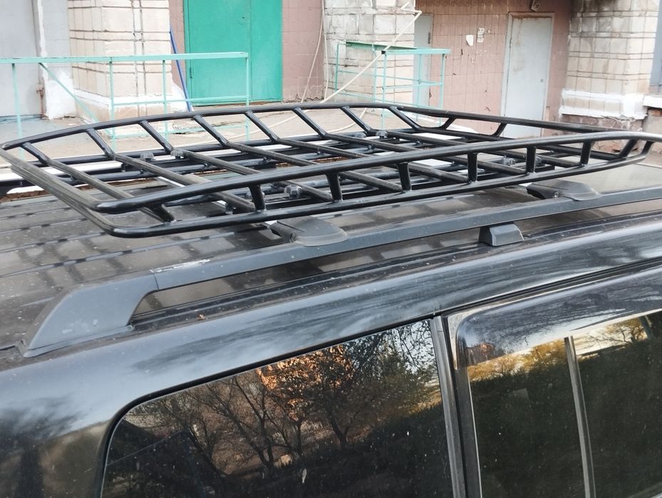 Багажник на автомобиль