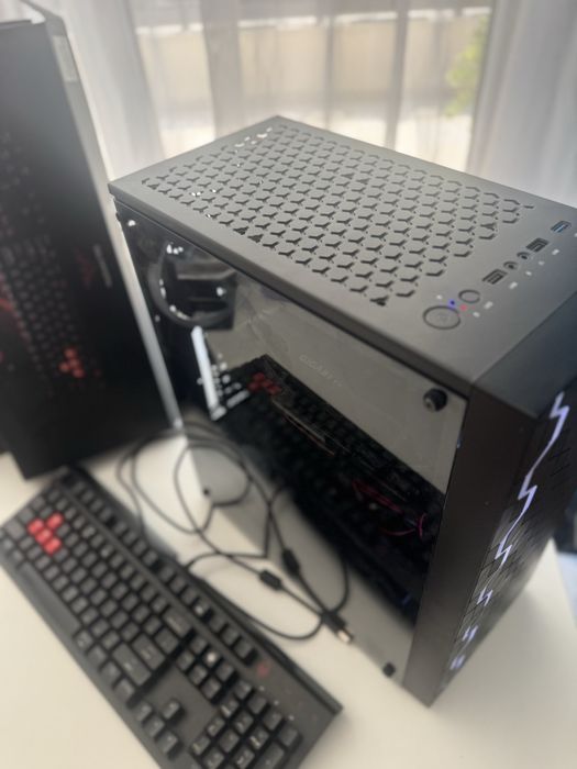 Геймърски компютър 1070 8GB / Ryzen 3 / 16 GB RAM