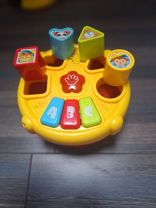 Jucarie interactiva si sunete