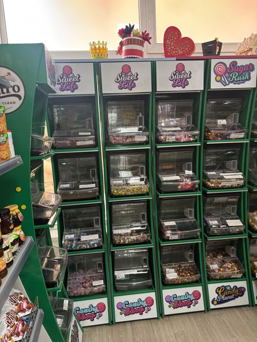 Rafturi Minimarket + Tejghea si alte accesorii!