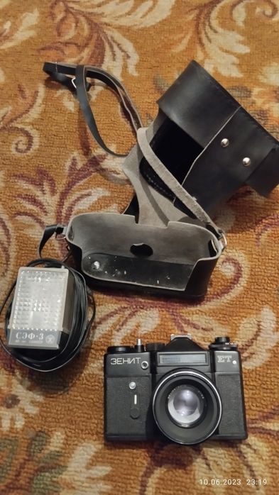 Фотоопарат зенит ЕТ