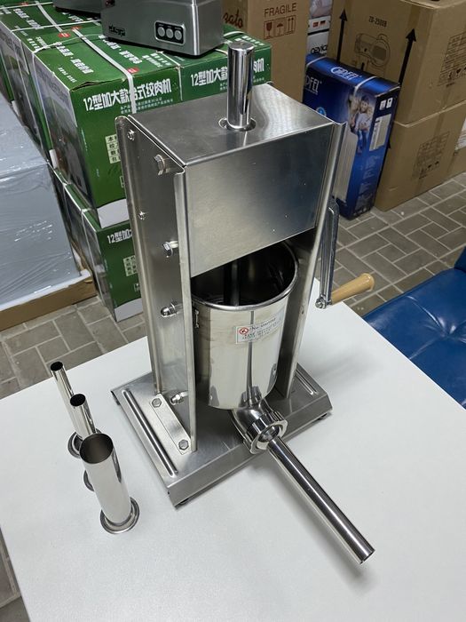 Колбасный шприц 7 литра