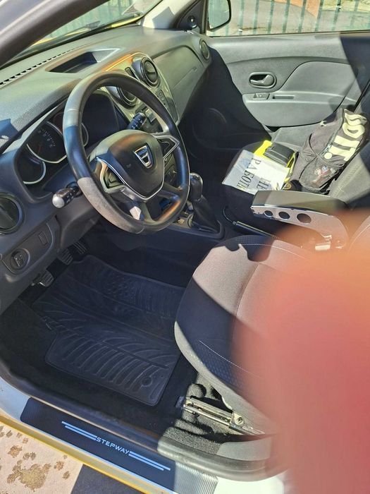 Dacia Sandero 2017 г.