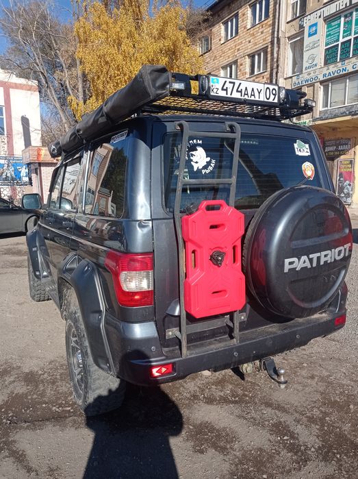 УАЗ патриот 2015