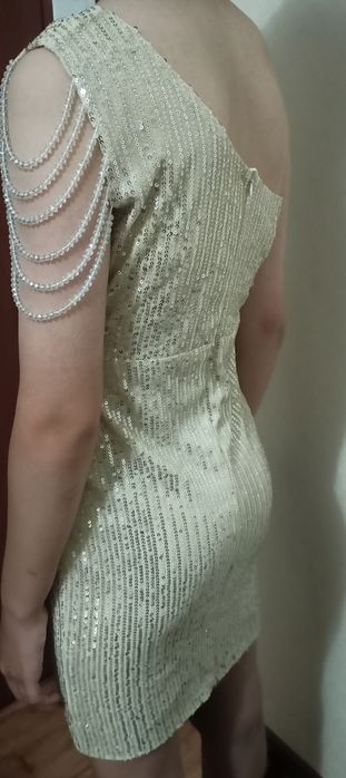 Платье вечернее на девушку