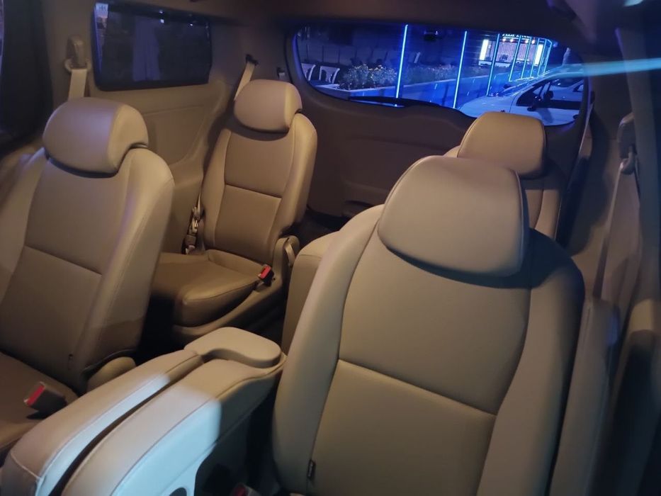 Kia avto mashinasi sotiladi