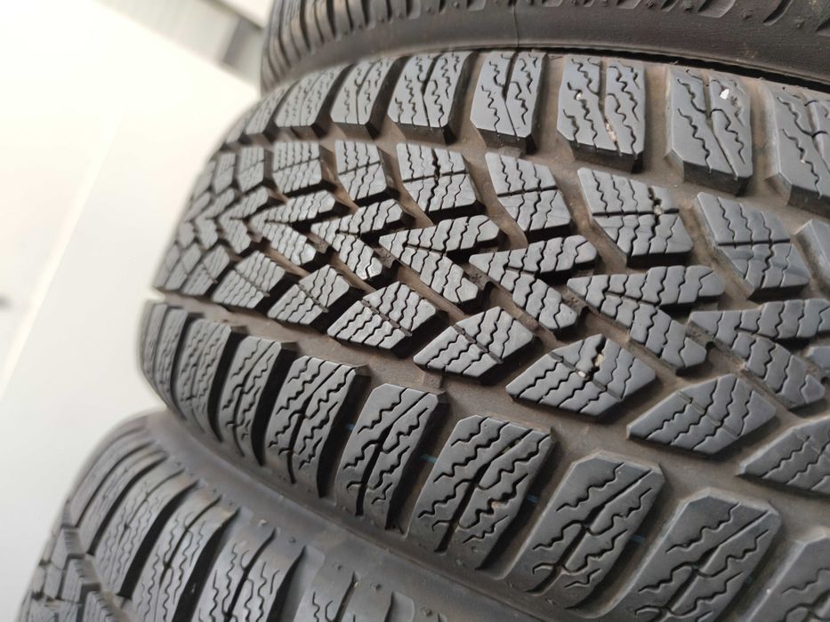 4бр Зимни гуми 195 65 15 - Dunlop