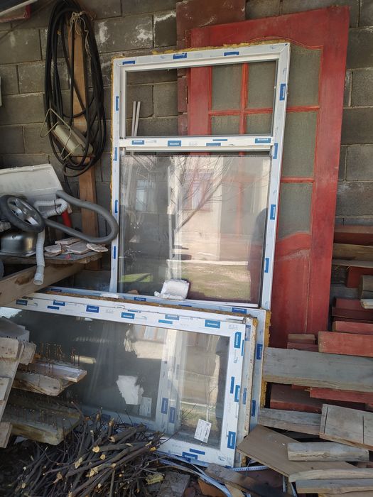 Пластиковый окна и дверь