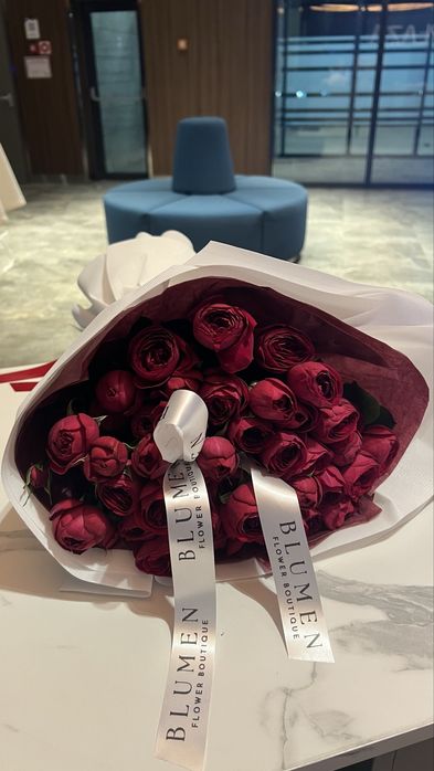 Продам букет свежий, новый. Кустовые розы