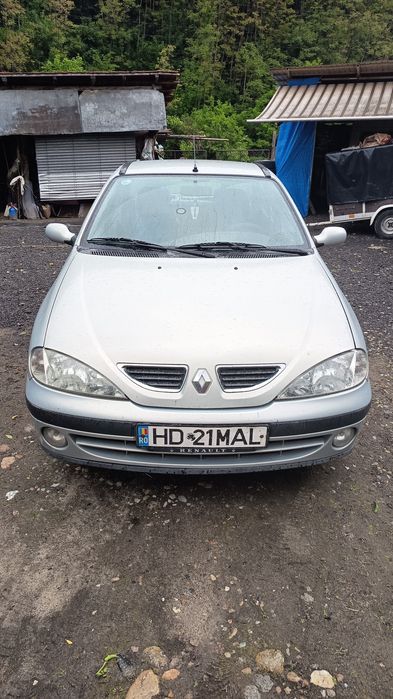 RENAULT 4 2002 — imagine 2