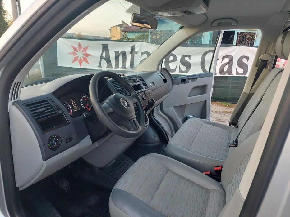 VW Transporter T5 8+1 Locuri 2011