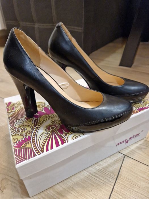 Дамски обувки на ток - нови