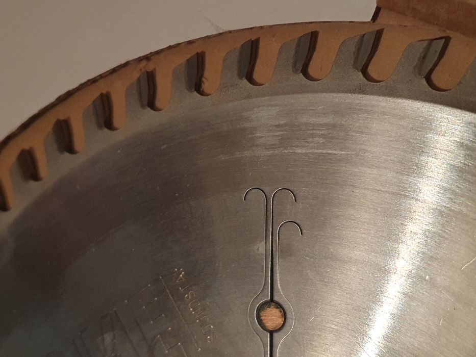 Циркулярен диск AKE Ø303 / 55 / Z60