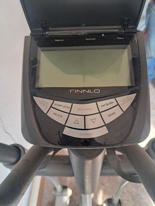 Продам элиптичски тренажёр